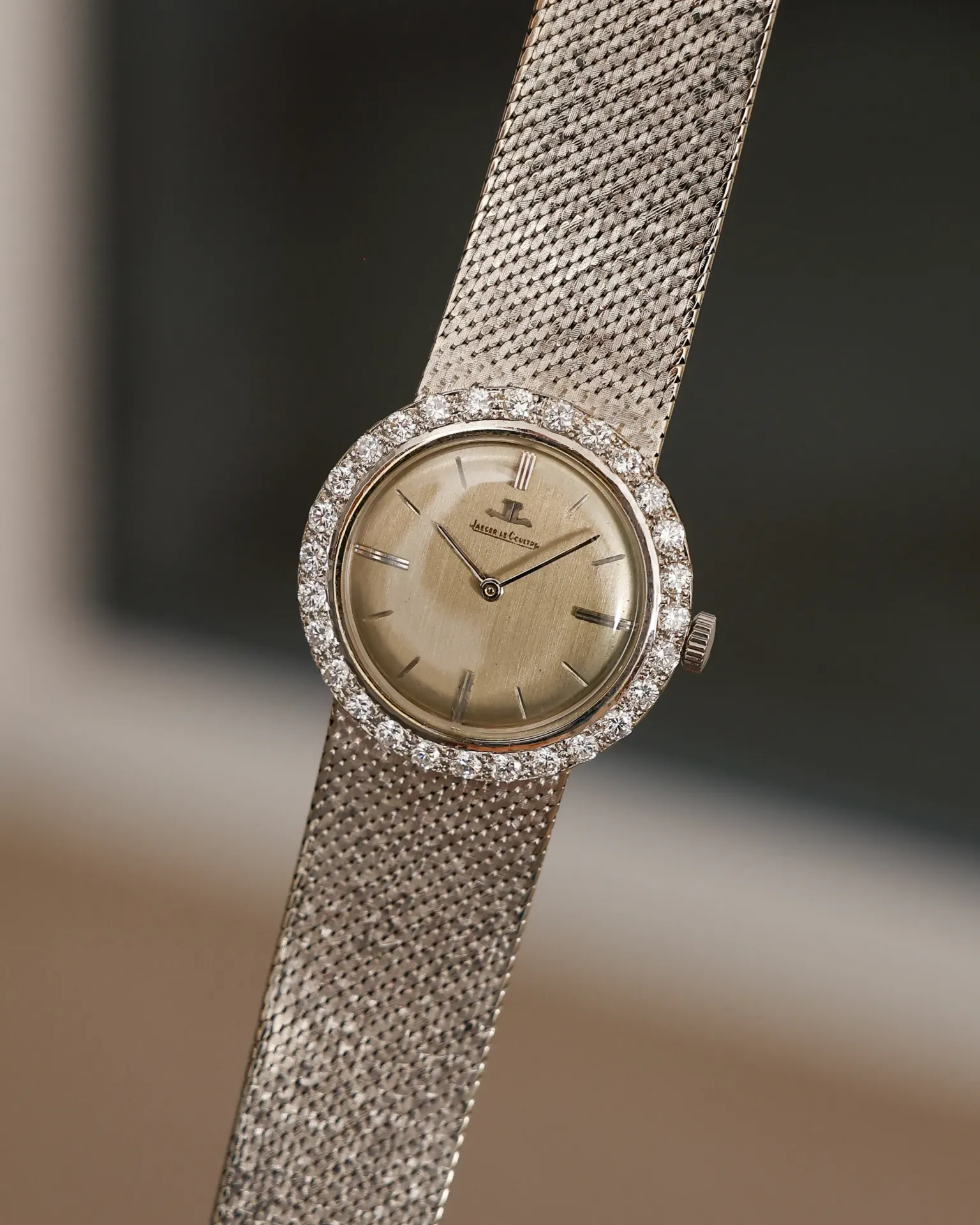 Diamond-set bracelet watch