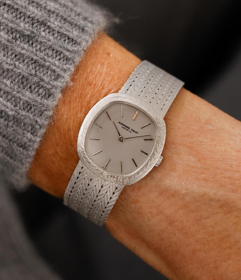 Lady's Vintage White Gold