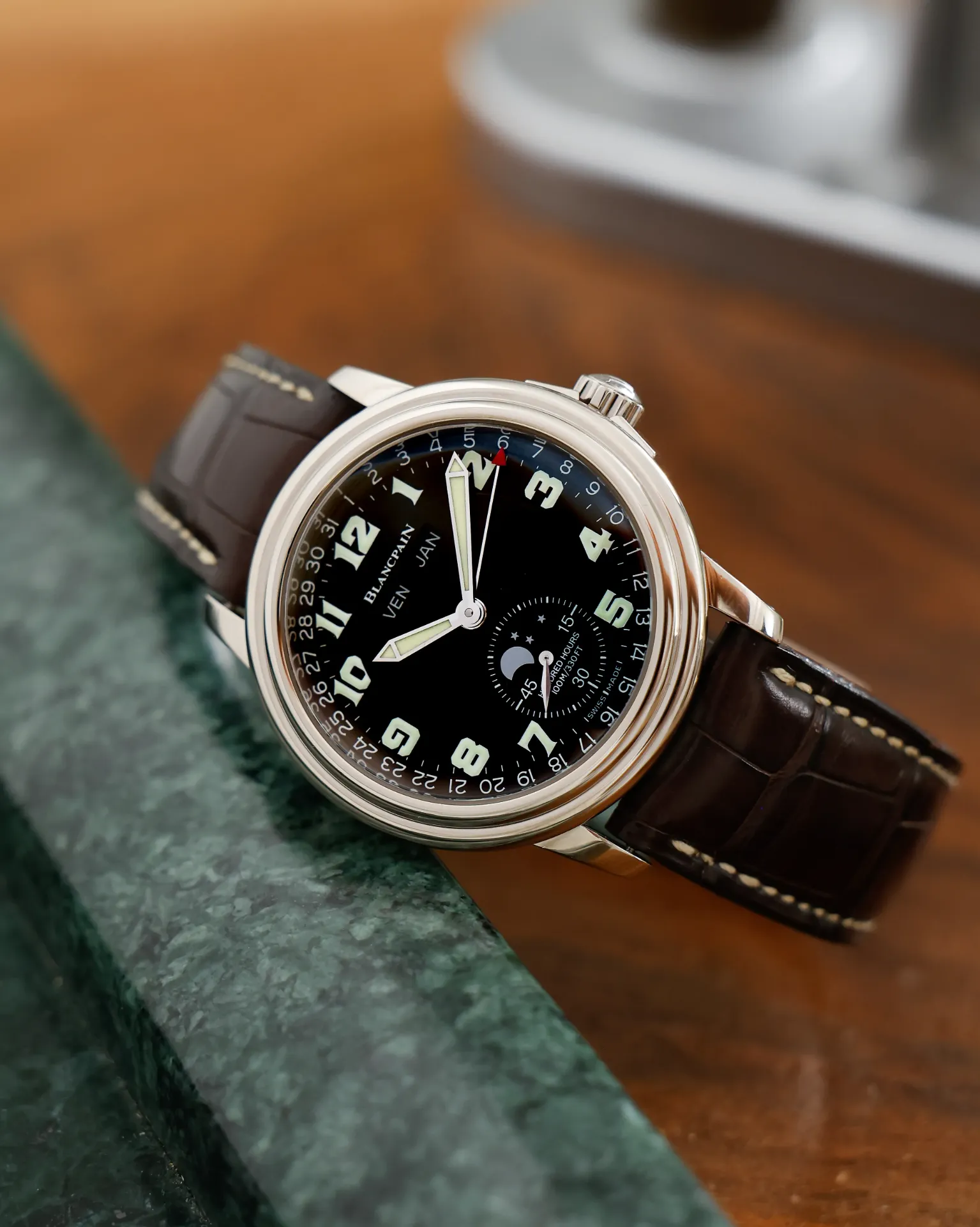 Léman Complete Calendar, Military Dial, White Gold